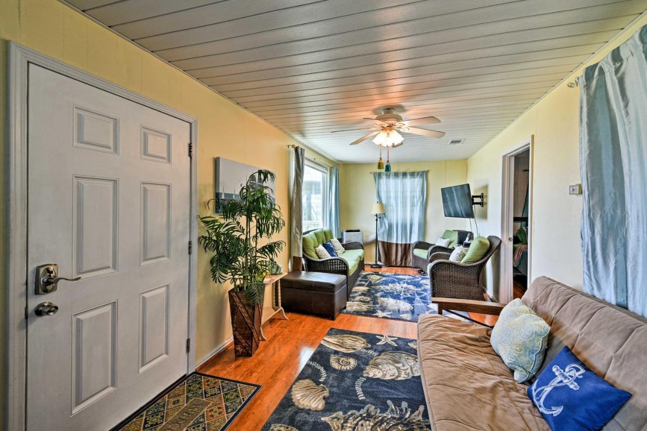 Galveston Beach House With Private Deck And Gulf Views Eksteriør bilde